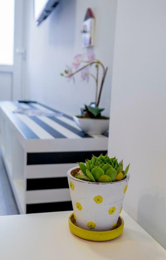 Le Petit Apartment Cilipi Luaran gambar