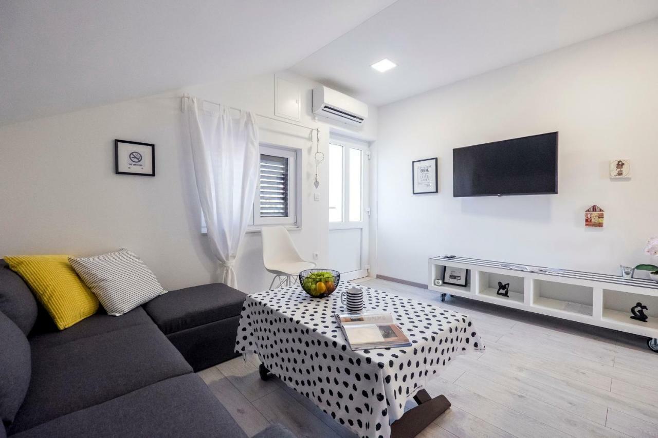 Le Petit Apartment Cilipi Luaran gambar